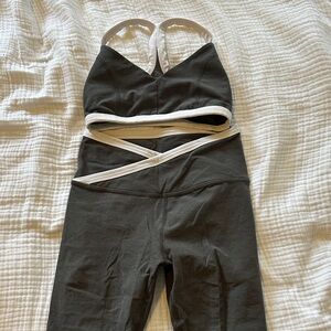 Beyond yoga Spacedye outlines bra and legging set